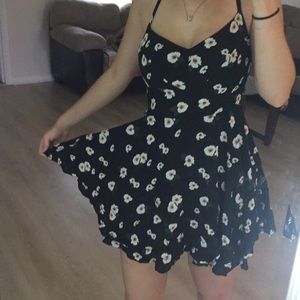 Cute sundress.